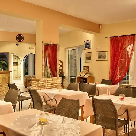 Kyprianos Hotel Keri
